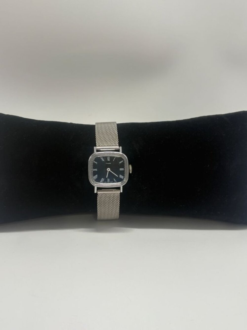 Timex Vintage 1970s Silver-Tone Cushion Case Watch